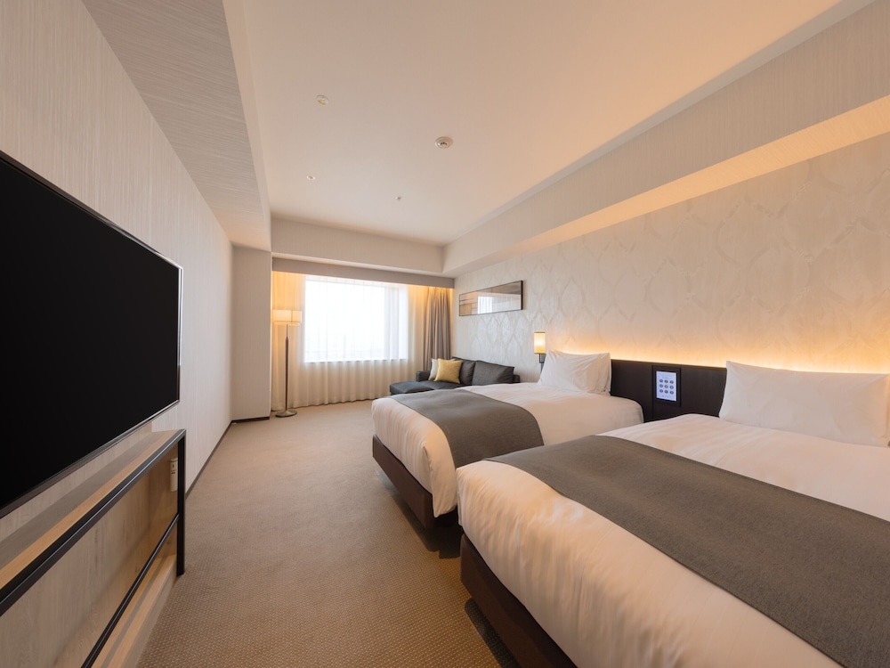 Premium Twin Room - Photo 1