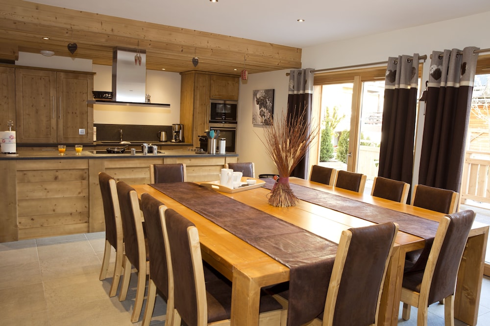 Chalet, Multiple Bedrooms photo 2