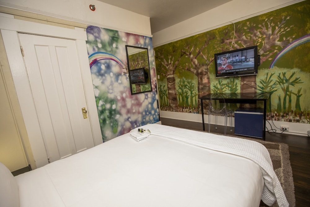 Double Room, Ensuite (Standard) - Photo 11