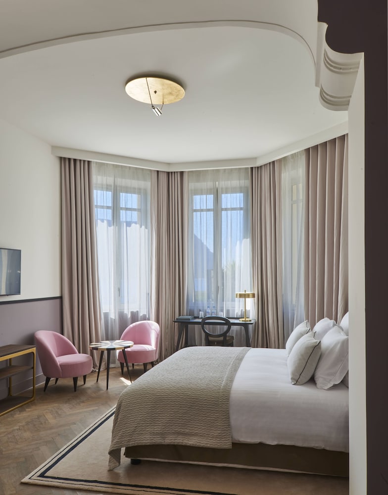 Classic Room, Courtyard View