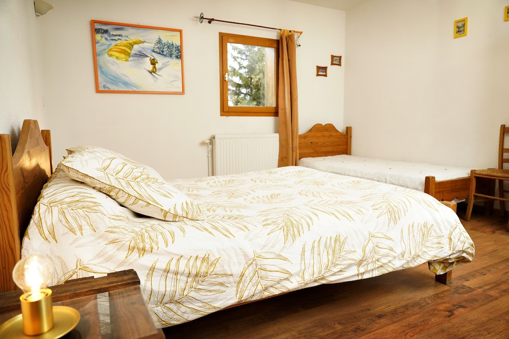 Standard Single Room, Private Bathroom, Mountain View (Chanterelle ) photo 2