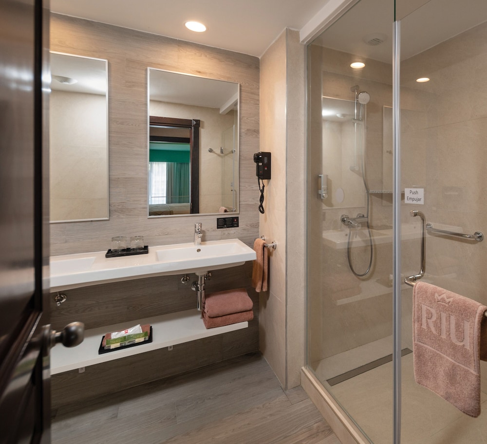 Junior Suite, 2 Bedrooms, Garden View (B2C-US) photo 3