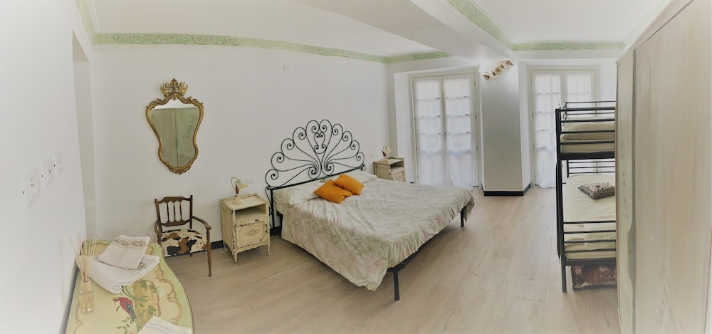 Family Triple Room, Multiple Beds photo 1