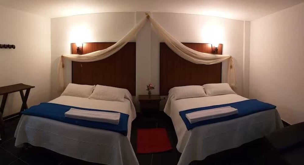 Exclusive Quadruple Room, 1 Bedroom, Ensuite, Courtyard View photo 2