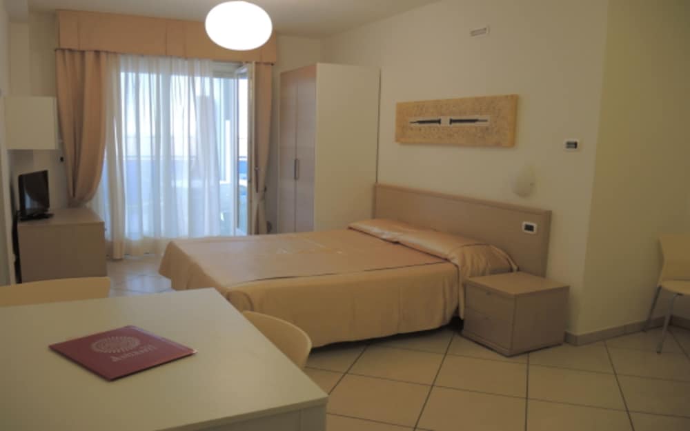 Studio, Multiple Bedrooms, Terrace, Pool View