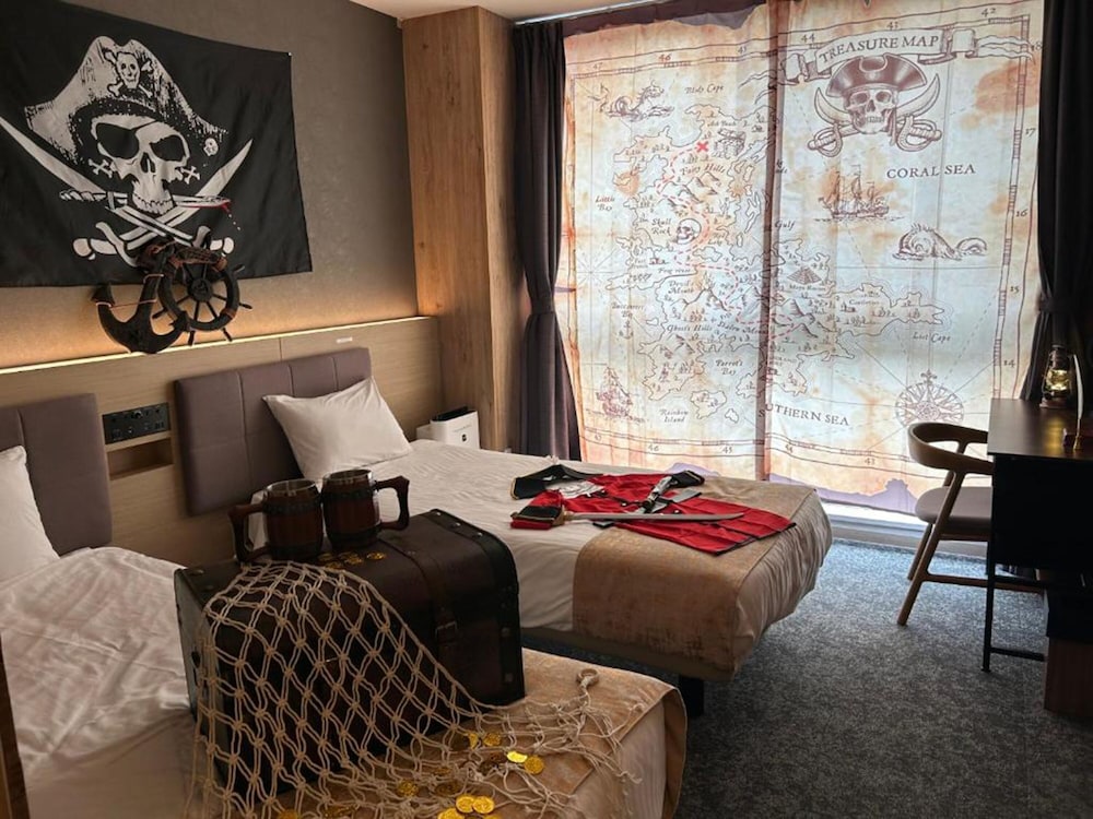 [Pirates Room] Limited to one room per day, corner room, theater, Non Smoking - Photo 1