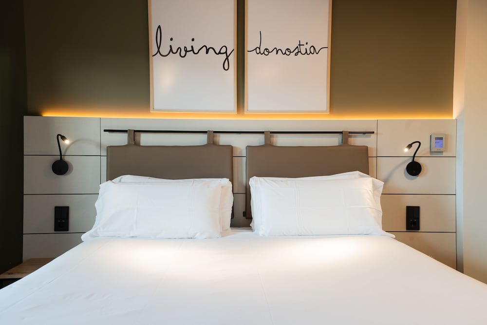 Superior Room - Photo 10