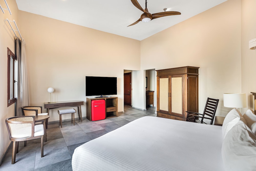 Junior Suite, 1 King Bed, Ocean View