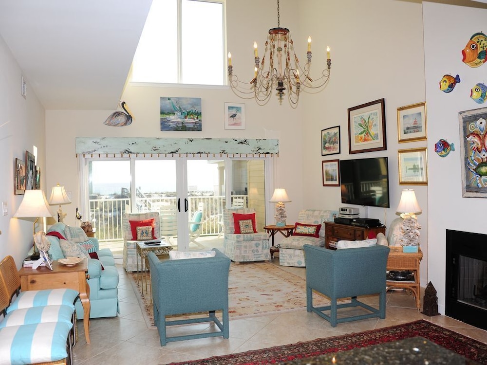 Townhome, 3 Bedrooms photo 1