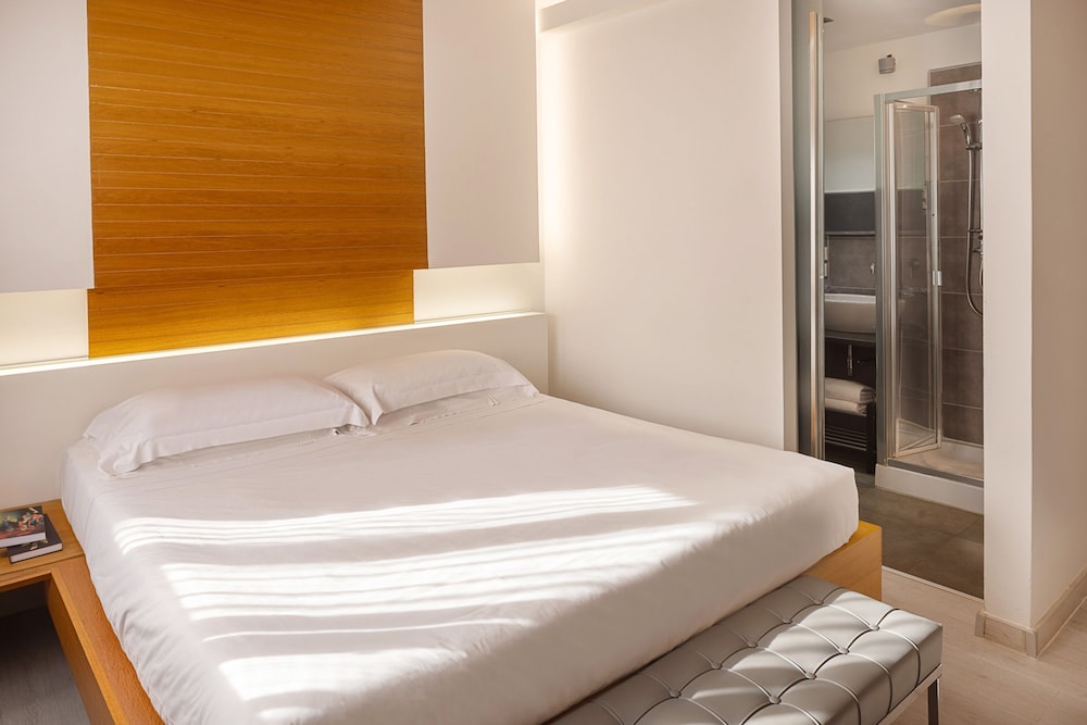 Superior Double or Twin Room - Photo 1