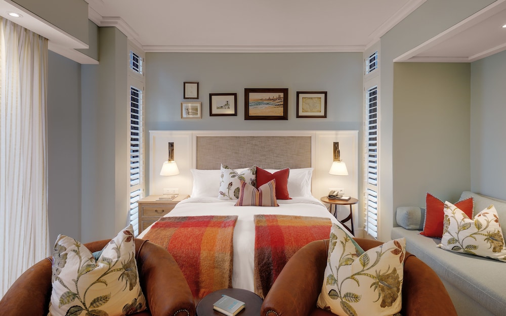 Luxury Room, Partial Sea View photo 3