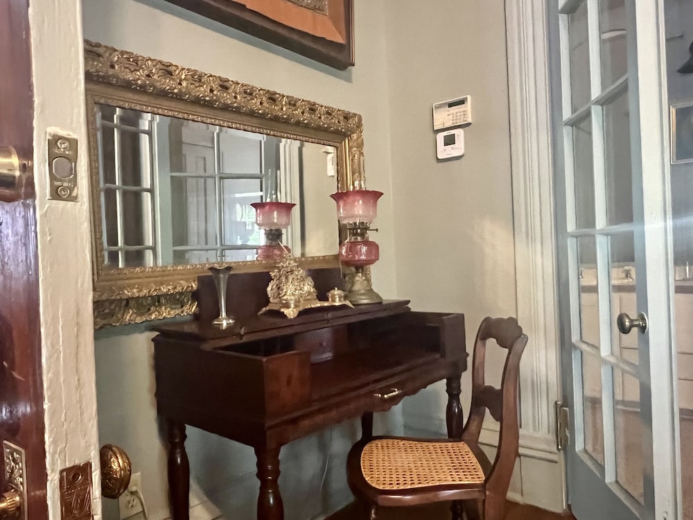 The Chatelaine Suite photo 2