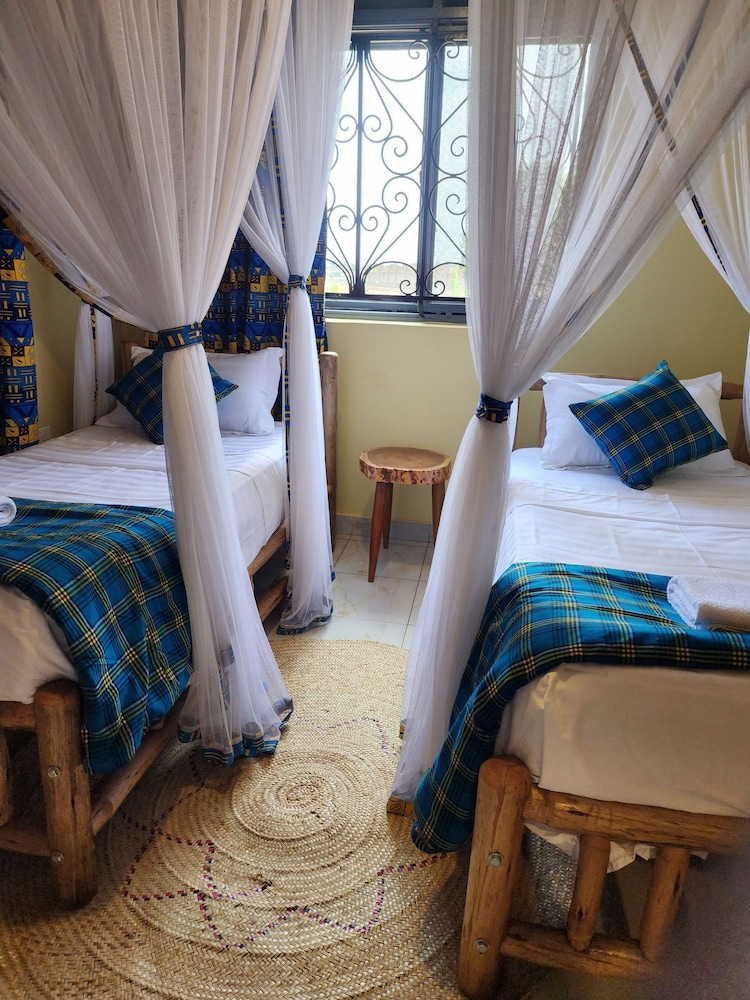 Comfort Twin Room