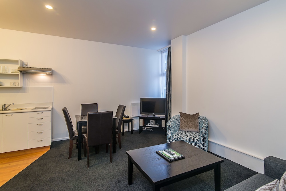 1 Bedroom Twin Apartment - Photo 20