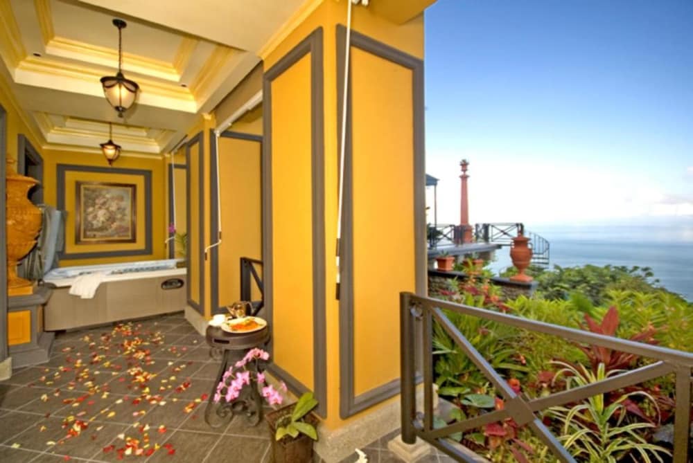 African Suite at Zephyr Palace - Photo 3