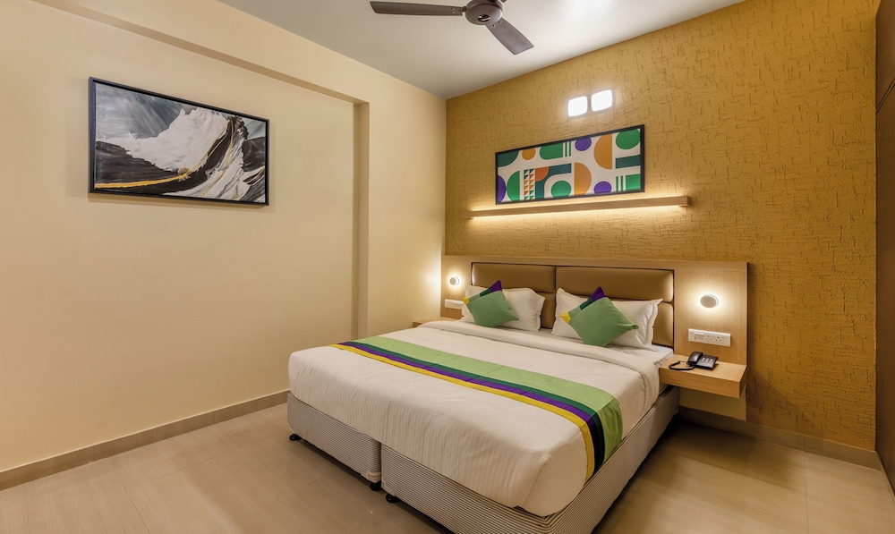 Economy Room