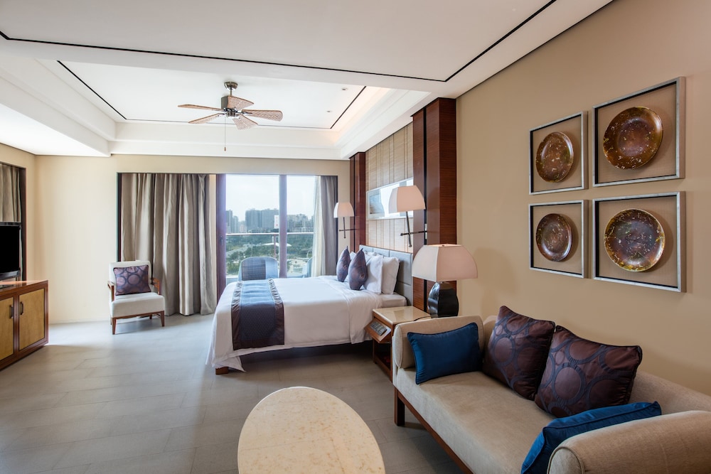 Premium Room, 1 King Bed, Bay View (Kids Theme)