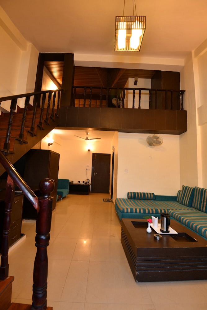 Penthouse, 1 Bedroom - Photo 9