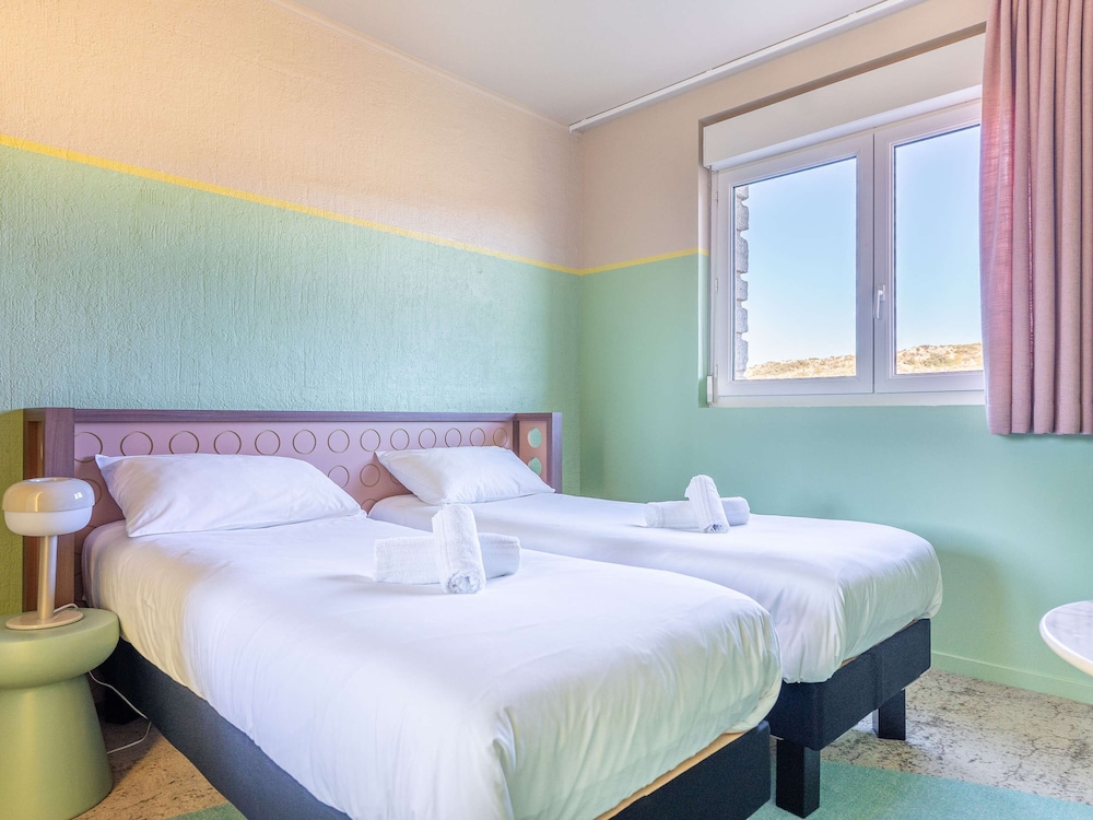 Room, 2 Twin Beds (Pop) photo 3