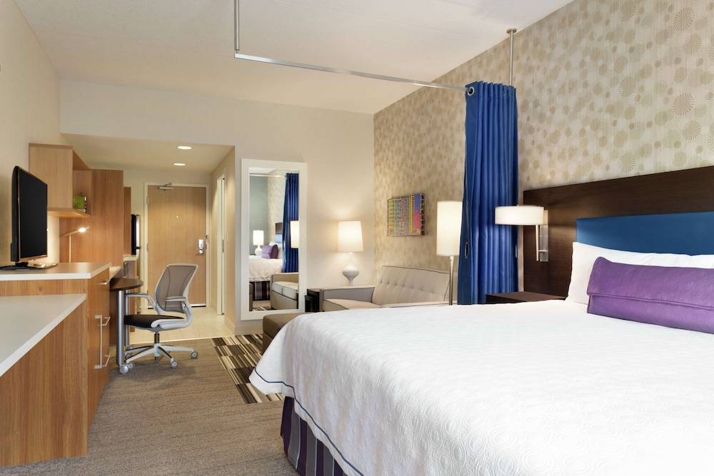 Studio Suite, 1 King Bed photo 3