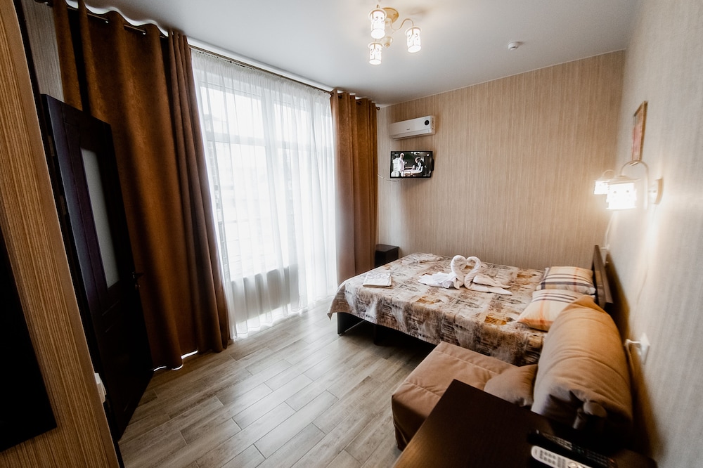 Standard Double or Twin Room photo 1