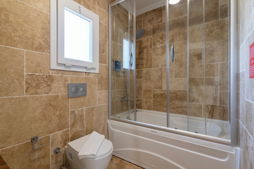 Deluxe Double Room - Photo 2