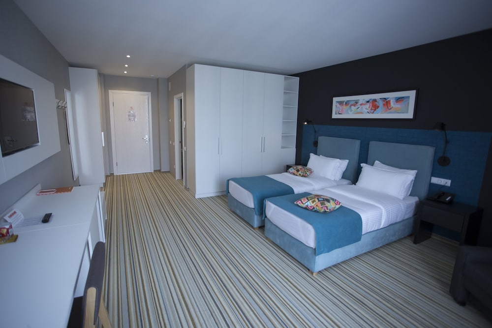 Standard Triple Room, 1 Bedroom photo 3