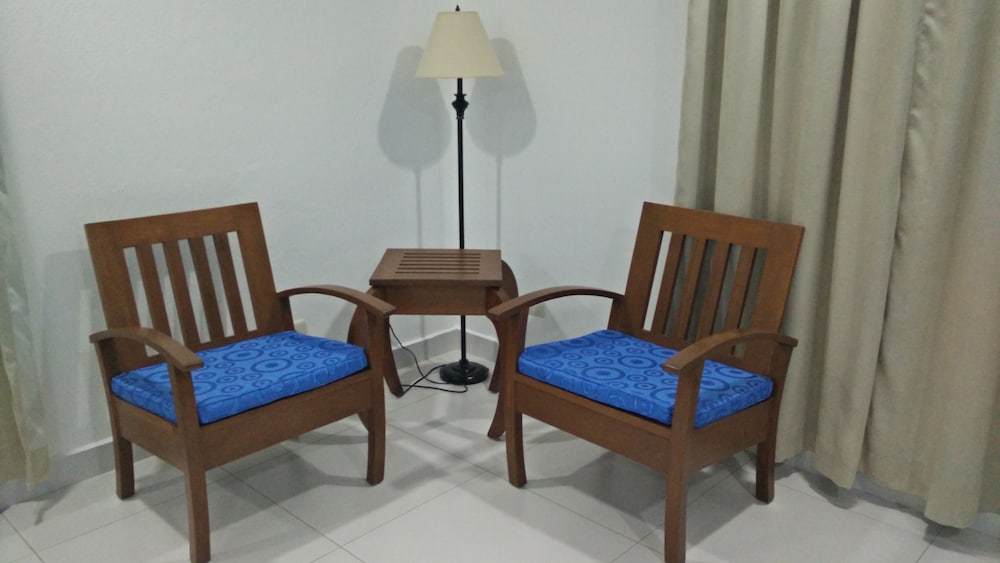 Deluxe Room, 1 King Bed, Accessible, Lake View photo 2