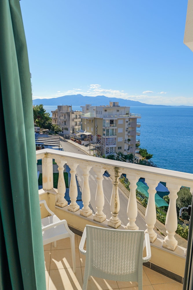 Double Room with Sea View photo 2