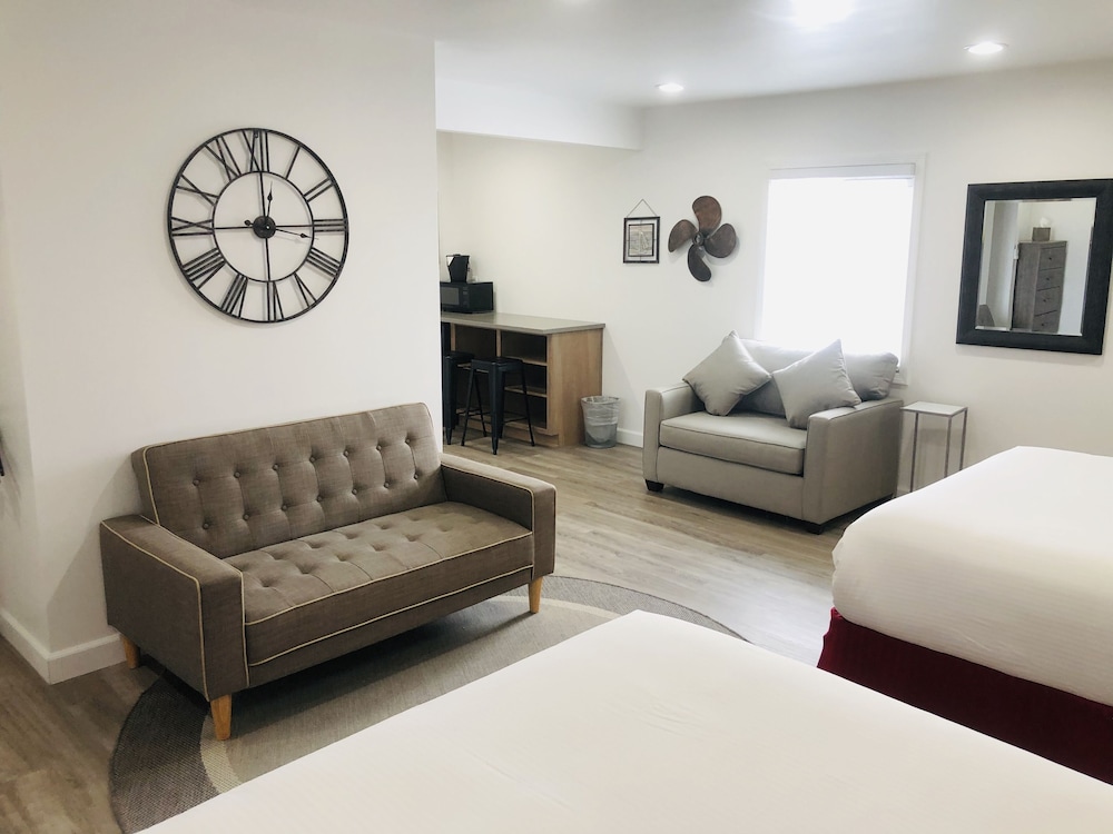 Studio Suite (Pet Friendly) photo 1