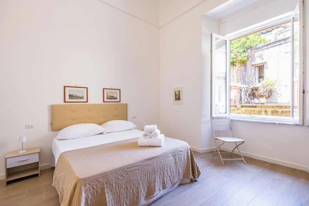 Apartment (2 Bedrooms)