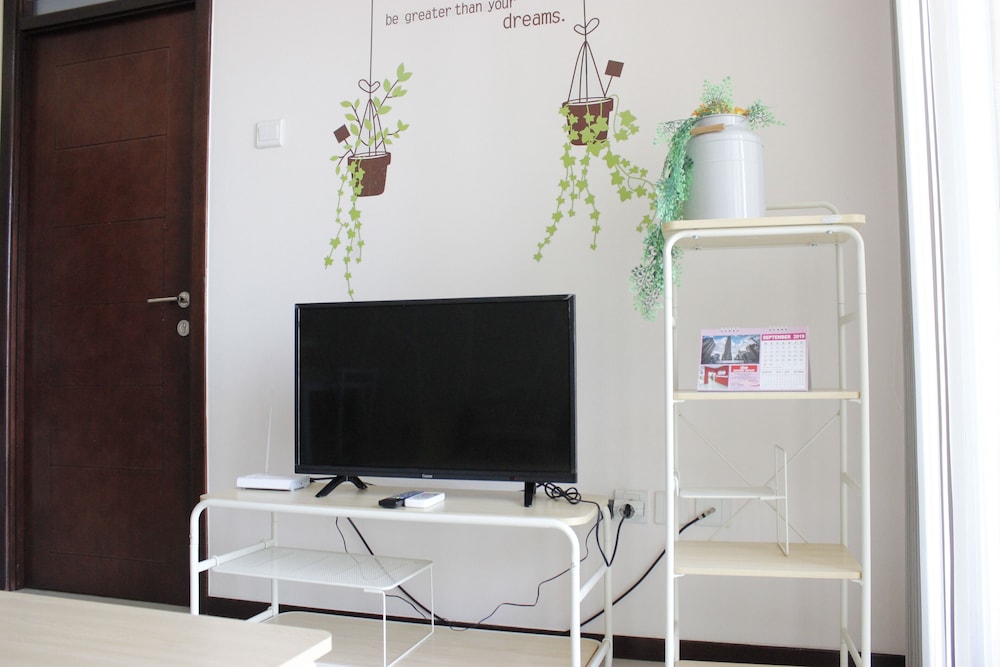 Room - Photo 2