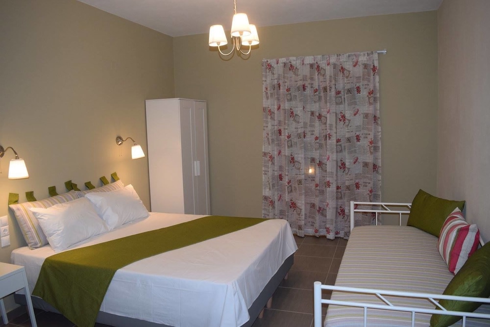 Standard Studio, 1 Bedroom photo 3