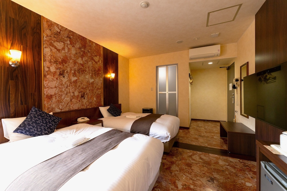 Twin Room, Non Smoking - Photo 6