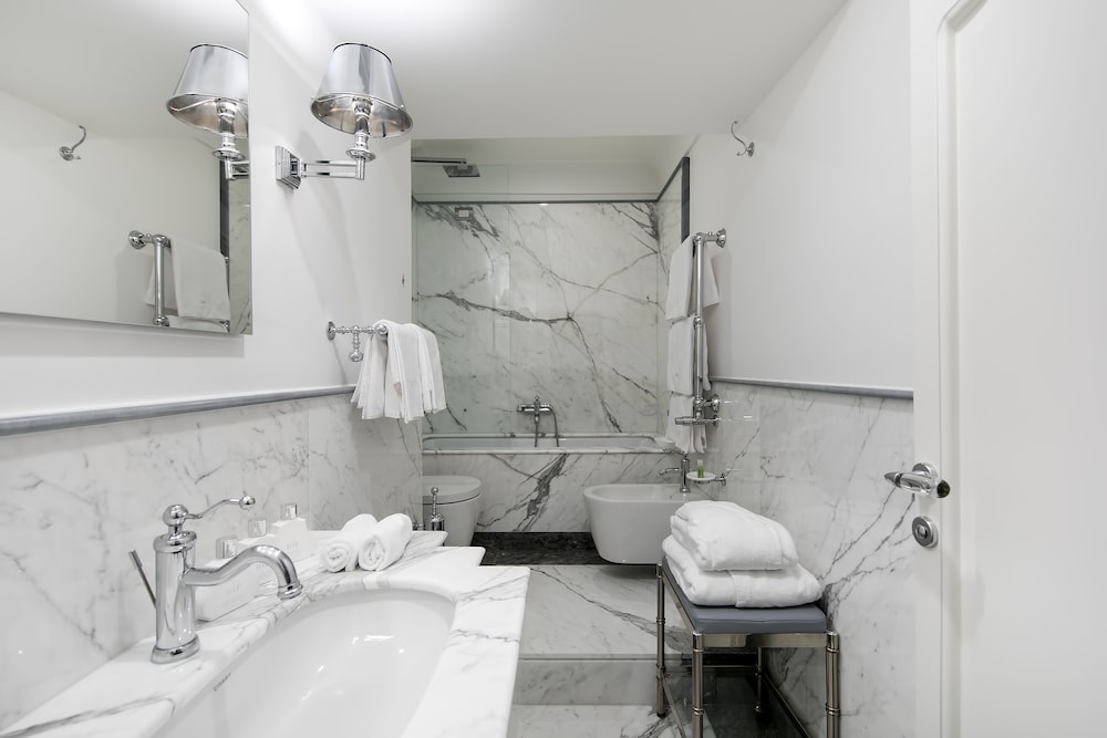Deluxe Room (03) - Photo 6