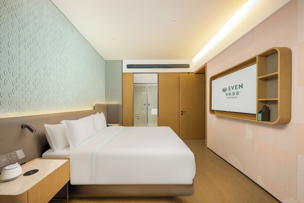 Suite, 1 Bedroom (Study Area)