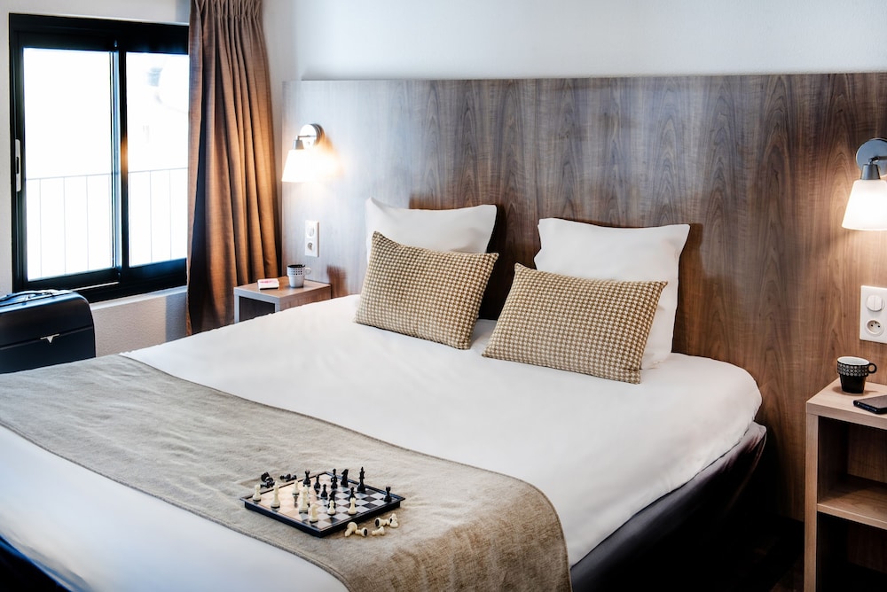 Standard Double Room - Photo 3