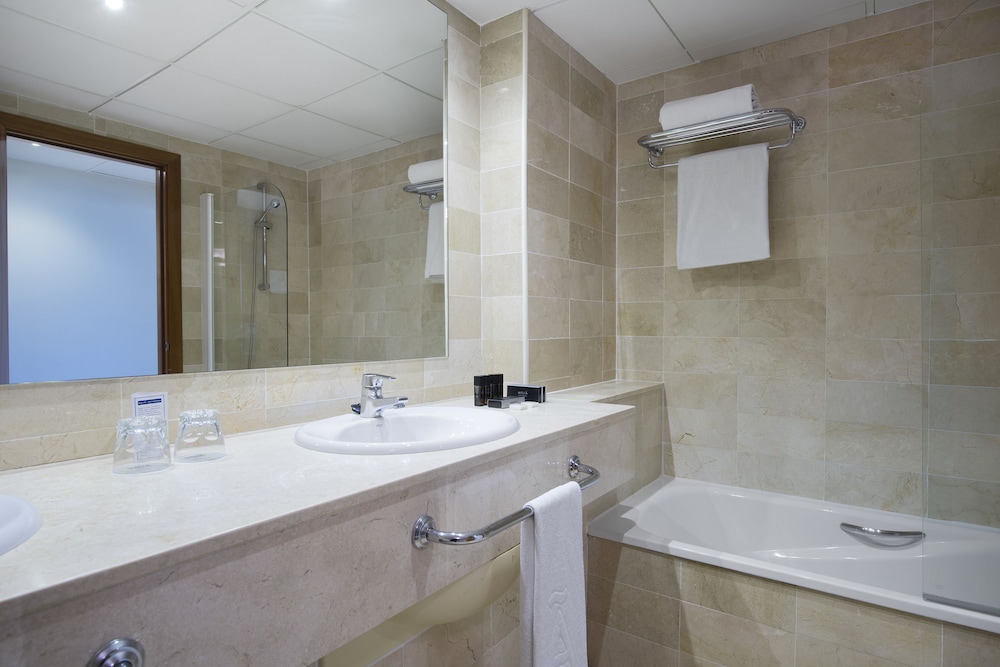 Junior Suite (The Level) - Photo 8