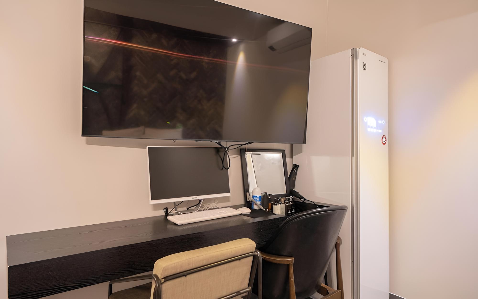 Room (Premium Twin (Randomly assigned with ) - Photo 1