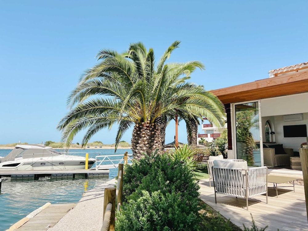 Family Villa photo