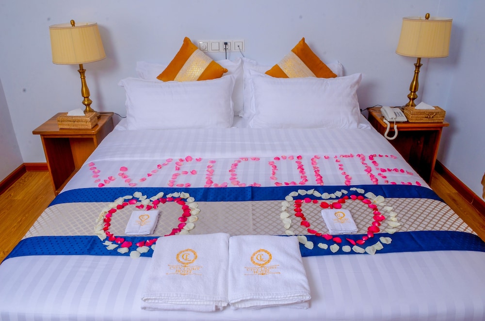 Standard Double or Twin Room photo 2
