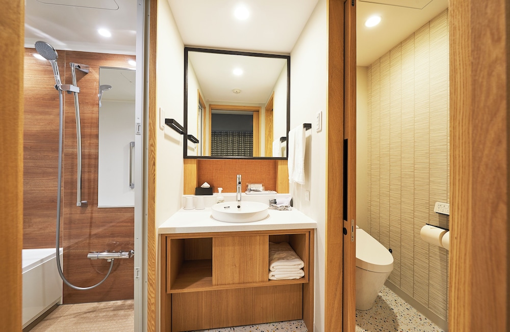 Deluxe Twin Room, Multiple Beds, Non Smoking - Photo 2
