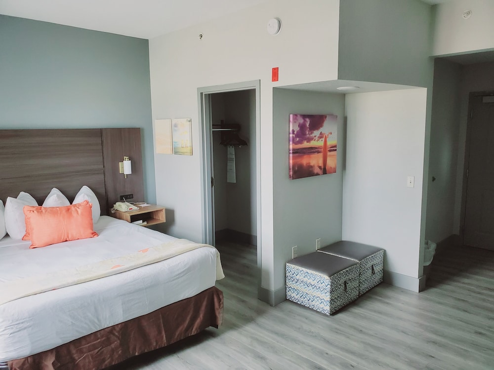 Studio Suite, 1 Queen Bed, Non Smoking - Photo 3