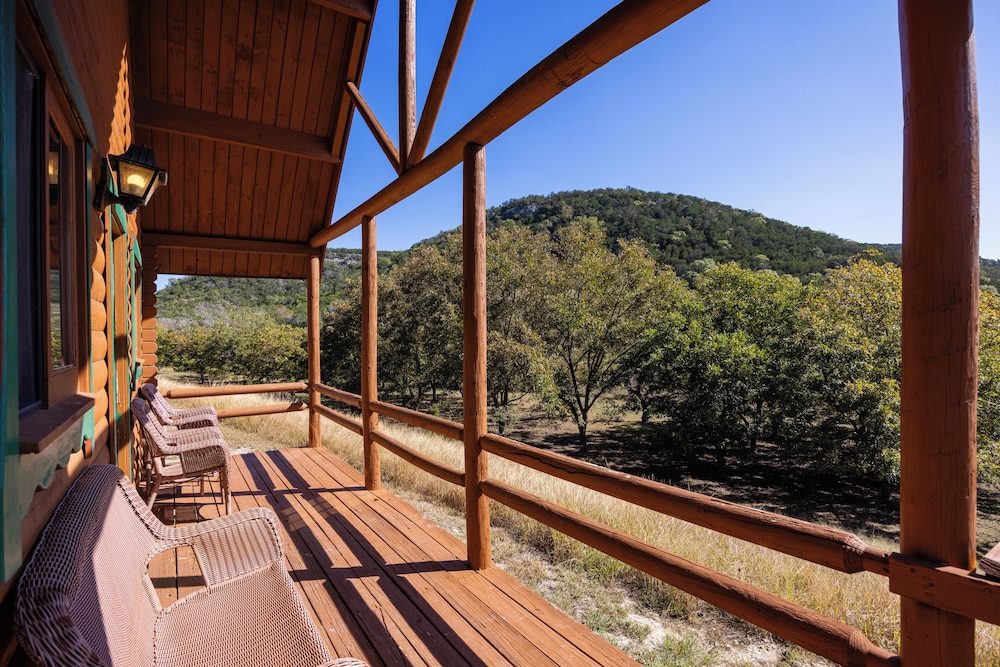 Luxury Cabin, Mountain View