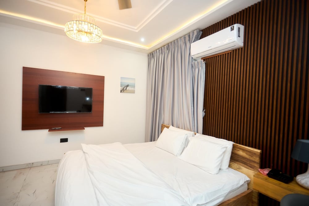 Basic Double Room