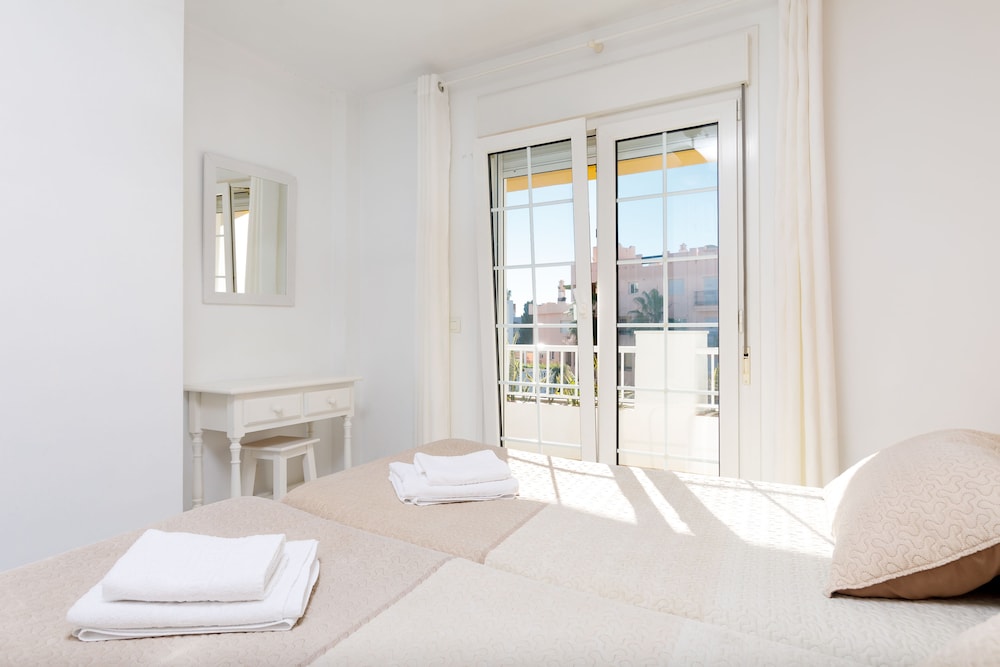 Apartamento Deluxe, 1 habitación, terraza con vista a la piscina (Apartamento N5)