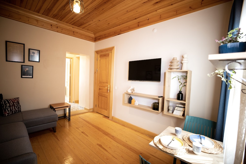 Deluxe Apartment, Non Smoking, City View