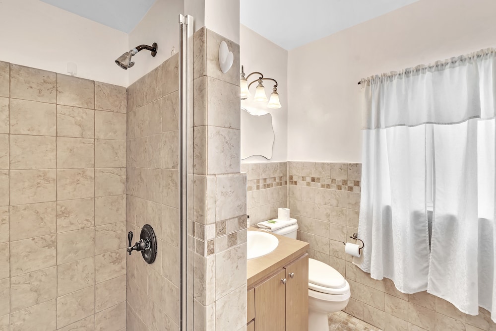 Apartment - Photo 14
