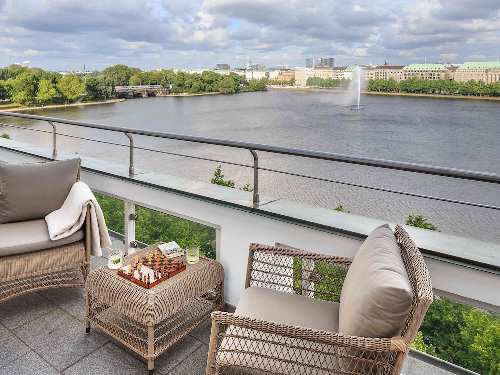 Deluxe Zimmer, 1 Doppelbett, Balkon