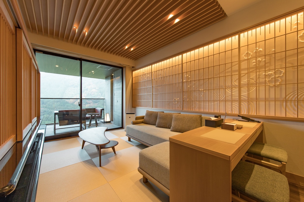 [Residential Villa with Open-Air Bath OUSHUKU Japanese-Western Room] DELUXE [Non Smoking] photo 1